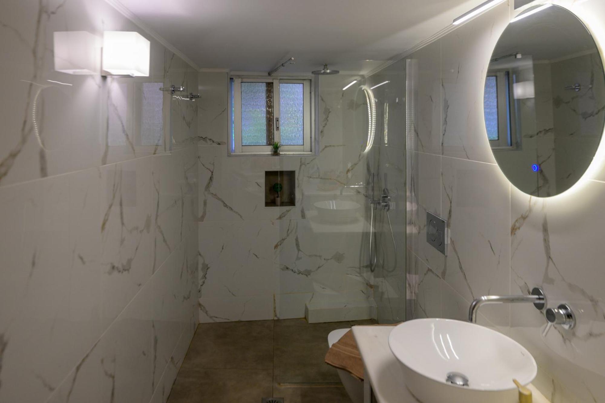 Kallithea Deluxe Mytilíni Екстериор снимка